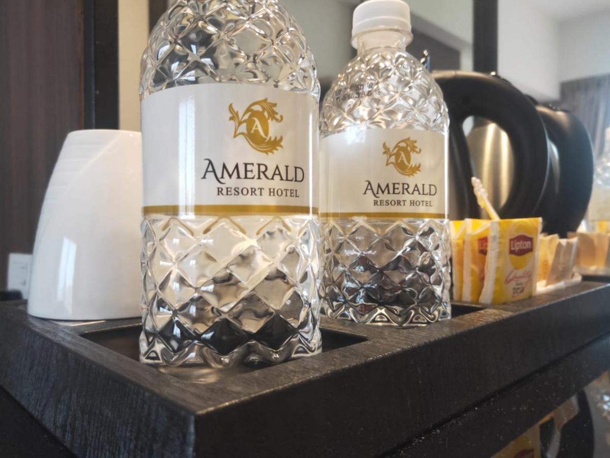 Amerald Resort Hotel Desaru Pengerang Extérieur photo